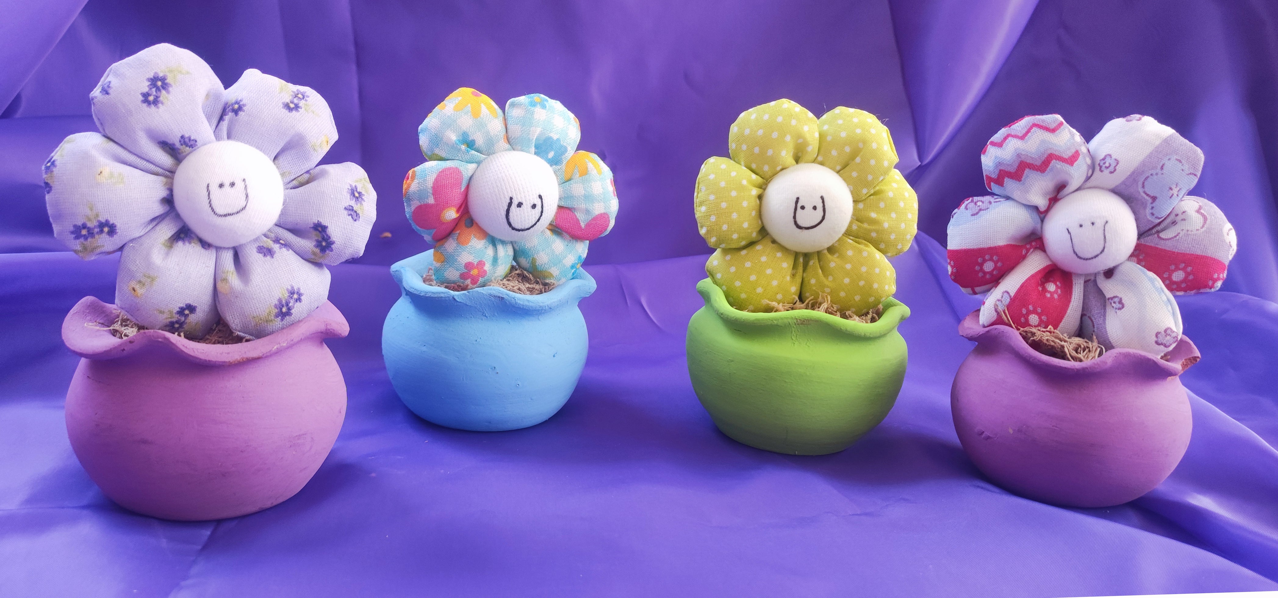 Mini Flowers Pots - Assorted Designs