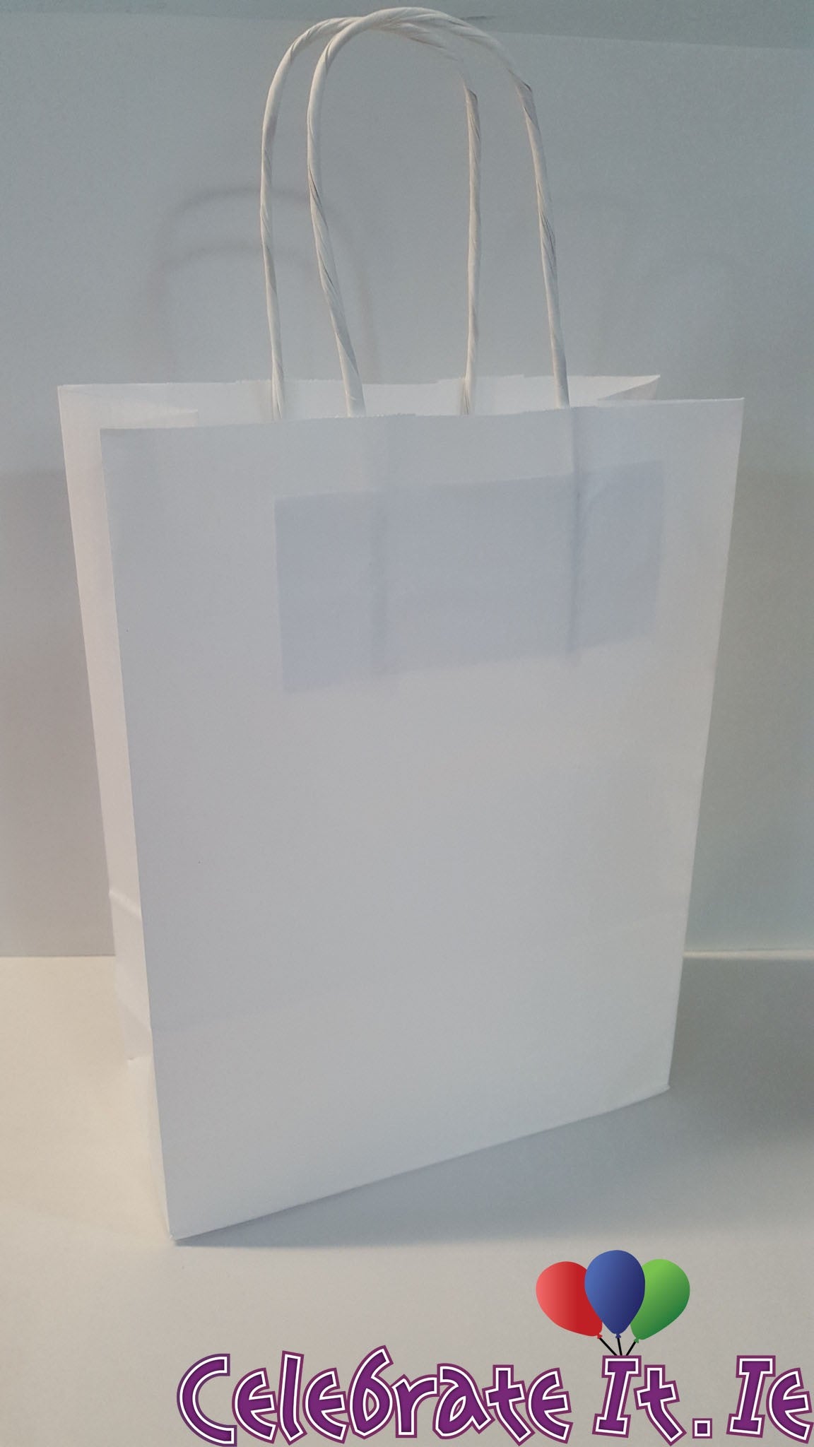 White Paper Carrier Bags - Twisted Handles - 10pc