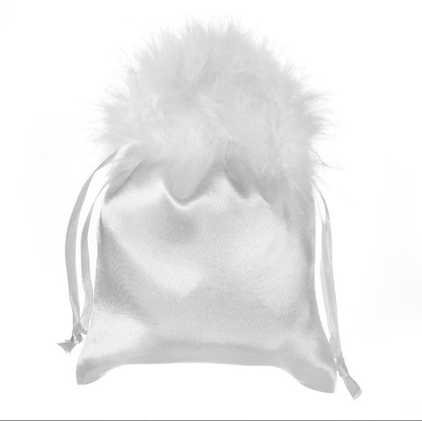 10WHITE SATIN POUCH WITH FEATHERS